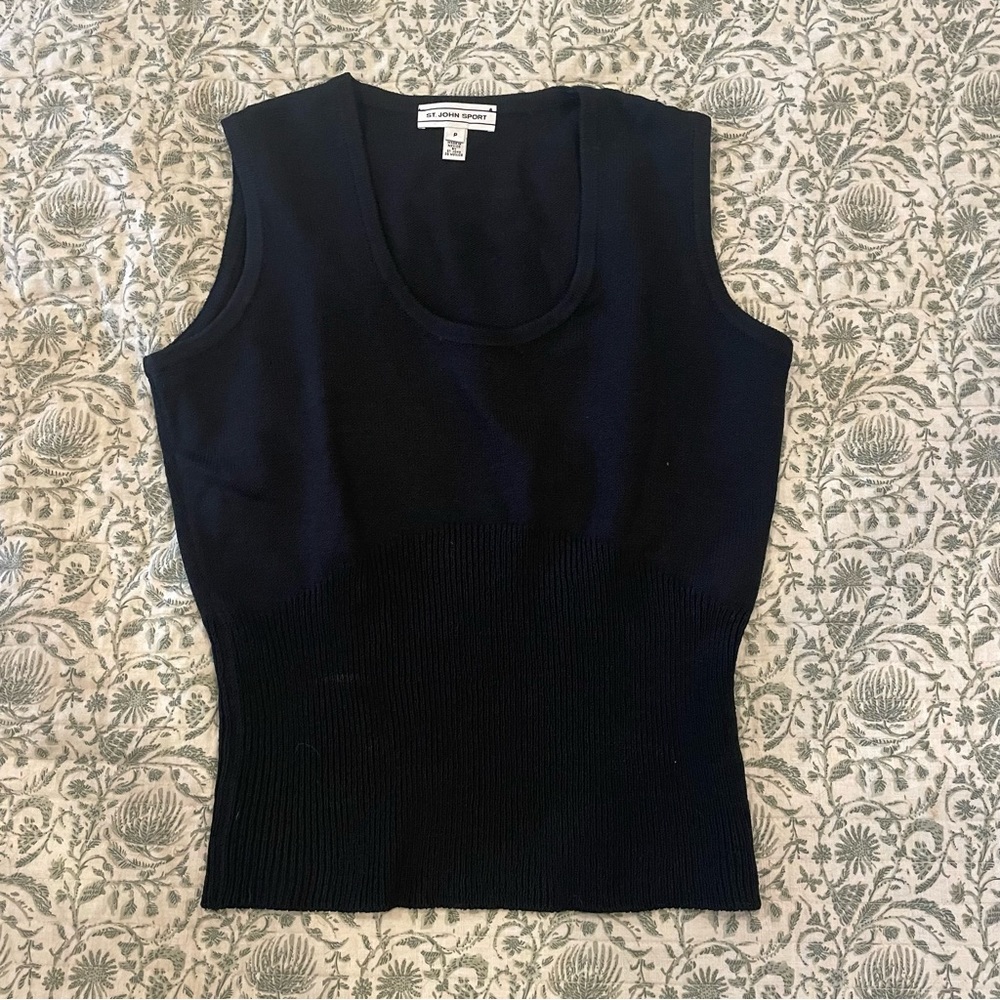 St John sport black knit tank size P